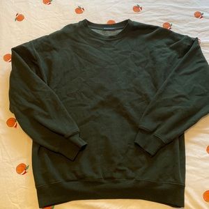 Brandy Melville oversized crewneck sweatshirt